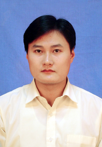 主任  王晓峰