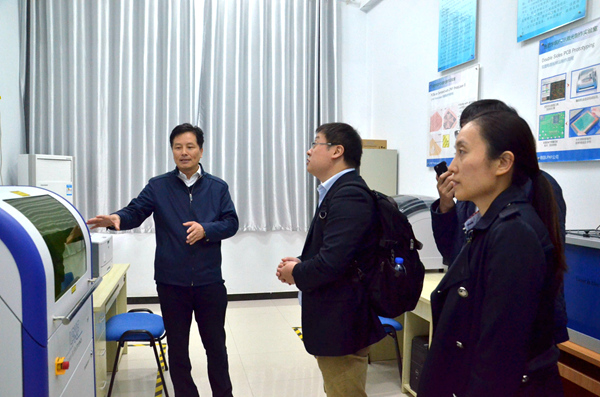 http://www.hfuu.edu.cn/_upload/article/images/d4/45/13b2bce44c14b89584d568216f88/2c2cc481-2af6-47be-be38-e4d8fcf4e388.jpg