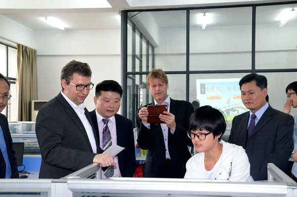 http://www.hfuu.edu.cn/_upload/article/images/9b/2c/b71e0be74989a5e43336ca28387d/56bff41e-546a-4ac9-b7ff-a71363248f7d.jpg