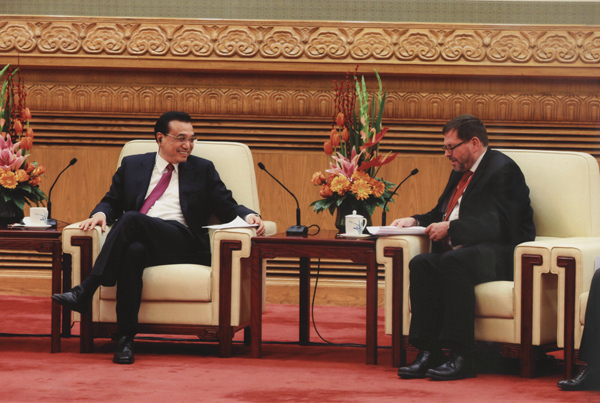 http://www.hfuu.edu.cn/_upload/article/images/36/a6/306d5eef46bdbb3f2c635fbc626a/65bb84a1-0409-4236-b466-85e79d5efae4.jpg